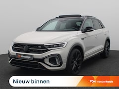 Volkswagen T-Roc - 1.5 TSI R-Line Business 150PK DSG Panoramadak, Trekhaak, Black Style, Keyless, Achteruitri