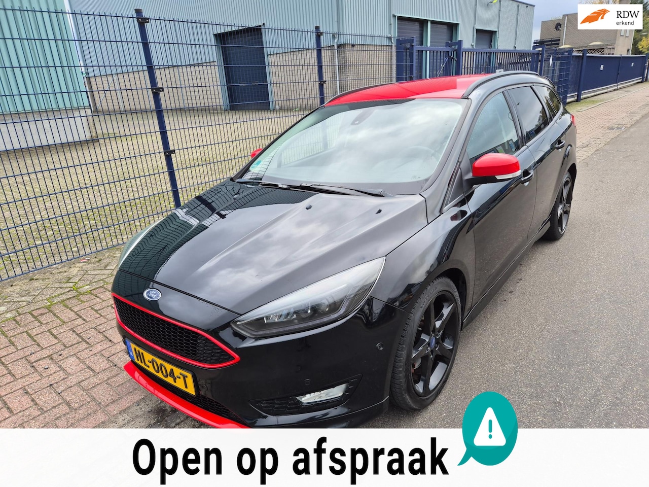 Ford Focus Wagon - 1.5 Black Edit. ST Line*AIRCO*NAVI*18 INCH - AutoWereld.nl