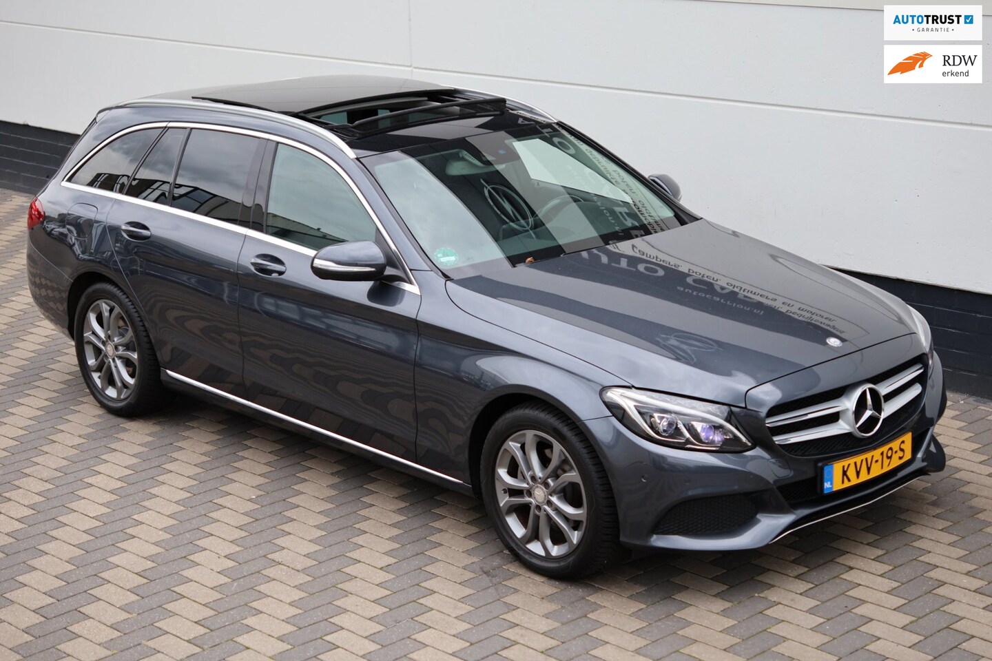 Mercedes-Benz C-klasse Estate - 180 Prestige Pano Trekhaak !! - AutoWereld.nl
