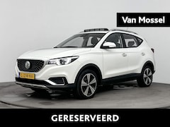 MG MG ZS EV - Luxury 45 kWh 143PK | Schuif-/Kanteldak | Stoelverwarming | Lederen Bekleding | Apple CarP