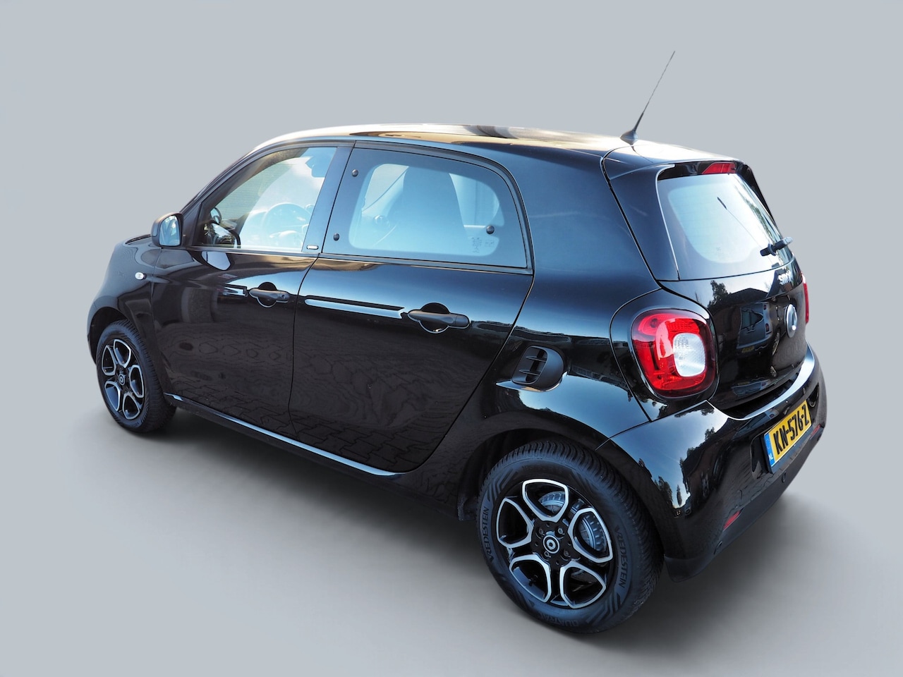 Smart Forfour - 1.0 Passion AUTOM. CLIMA CRUISE NAVI PARKEER S. LM VELG