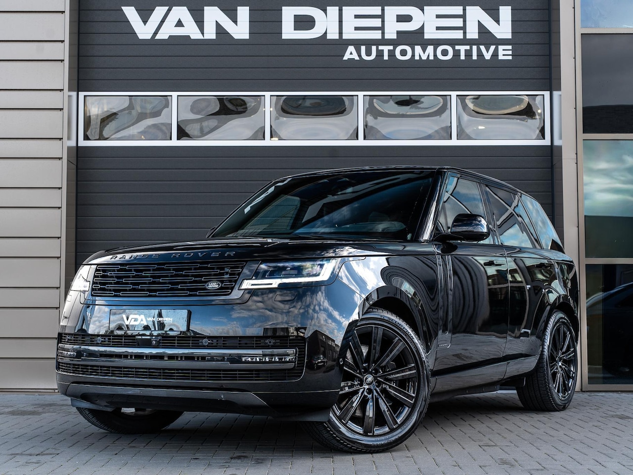 Land Rover Range Rover - 3.0 P550e Autobiography PHEV - 1e Eig l 4WS l Standkachel l Massage - AutoWereld.nl