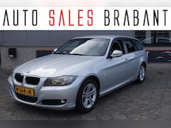 BMW 3-serie Touring - 320i Business Line