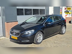 Volvo V40 - 1.6 T3 Momentum Nette staat | Camera | PDC | NAVI