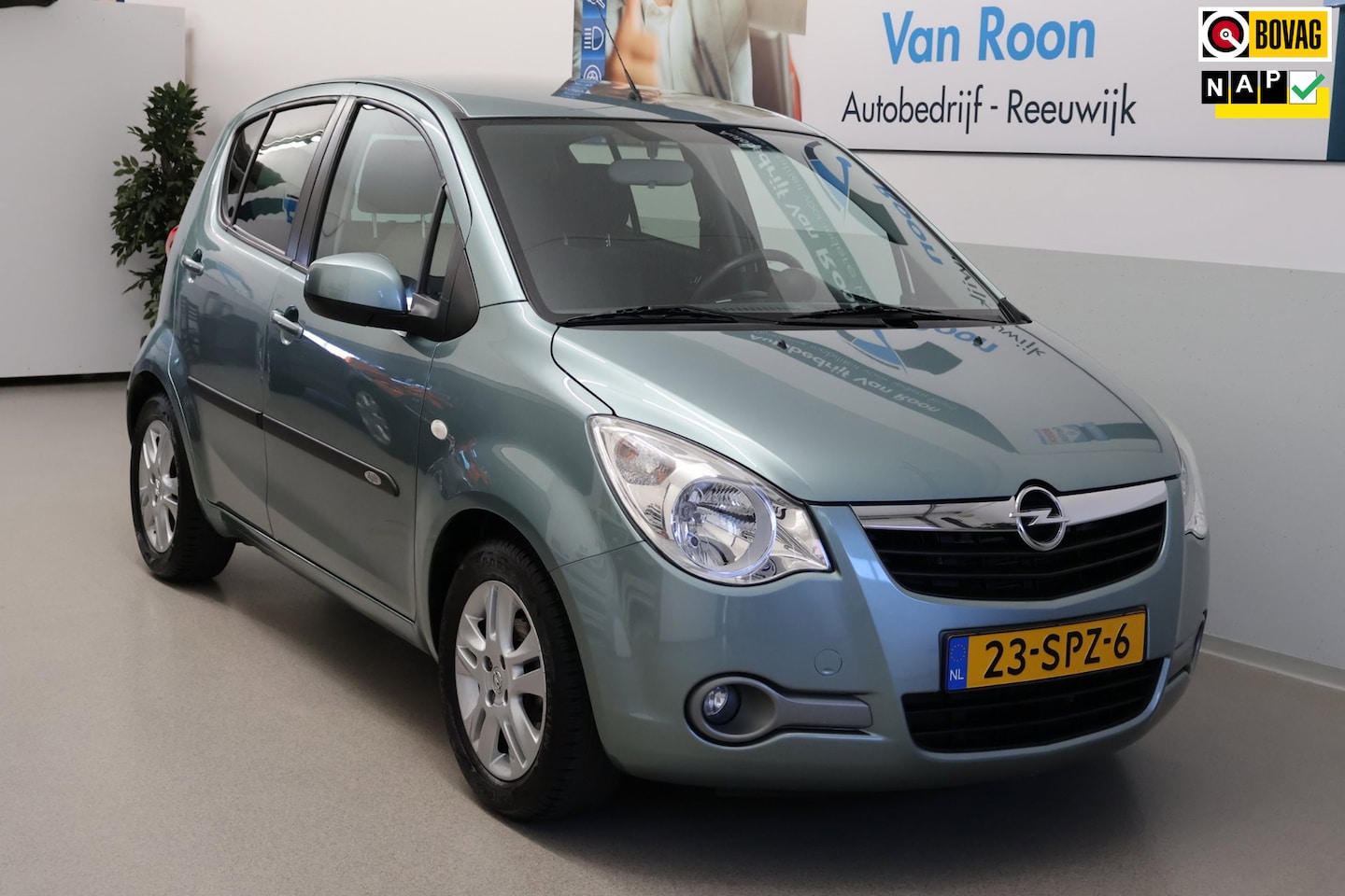 Opel Agila - 1.0 Edition # 3Mnd. Garantie! #Trekhaak! # 4-Seizoenenbanden # 1e eigenaar! # Orgineel NL! - AutoWereld.nl
