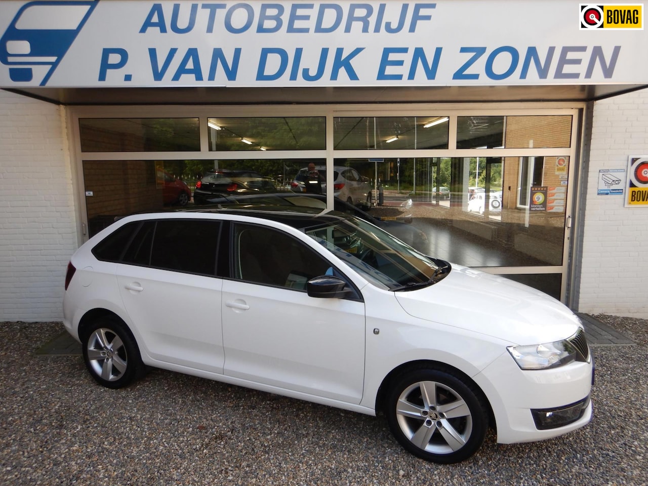 Skoda Rapid Spaceback - 1.2 TSI Greentech Style Edition 1.2 TSI Greentech Style Edition - AutoWereld.nl