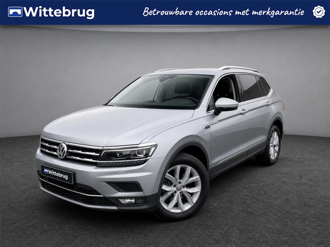 Volkswagen Tiguan Allspace - 1.5 TSI 150pk Highline 7 zitplaatsen DSG Automaat / Navigatie via APP / LED / Parkeersenso - AutoWereld.nl