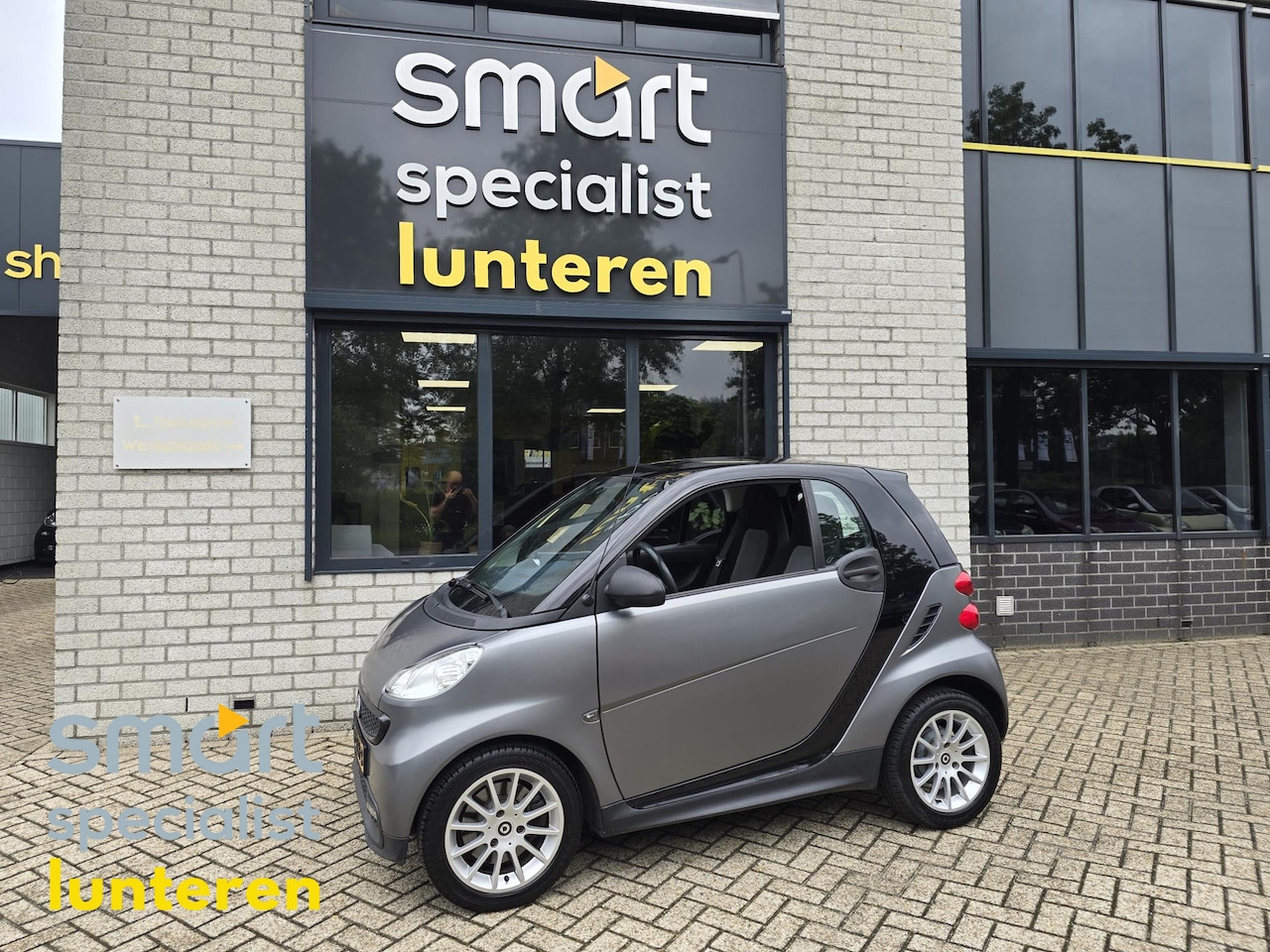 Smart Fortwo coupé - 1.0 mhd garantie! panoramadak - AutoWereld.nl