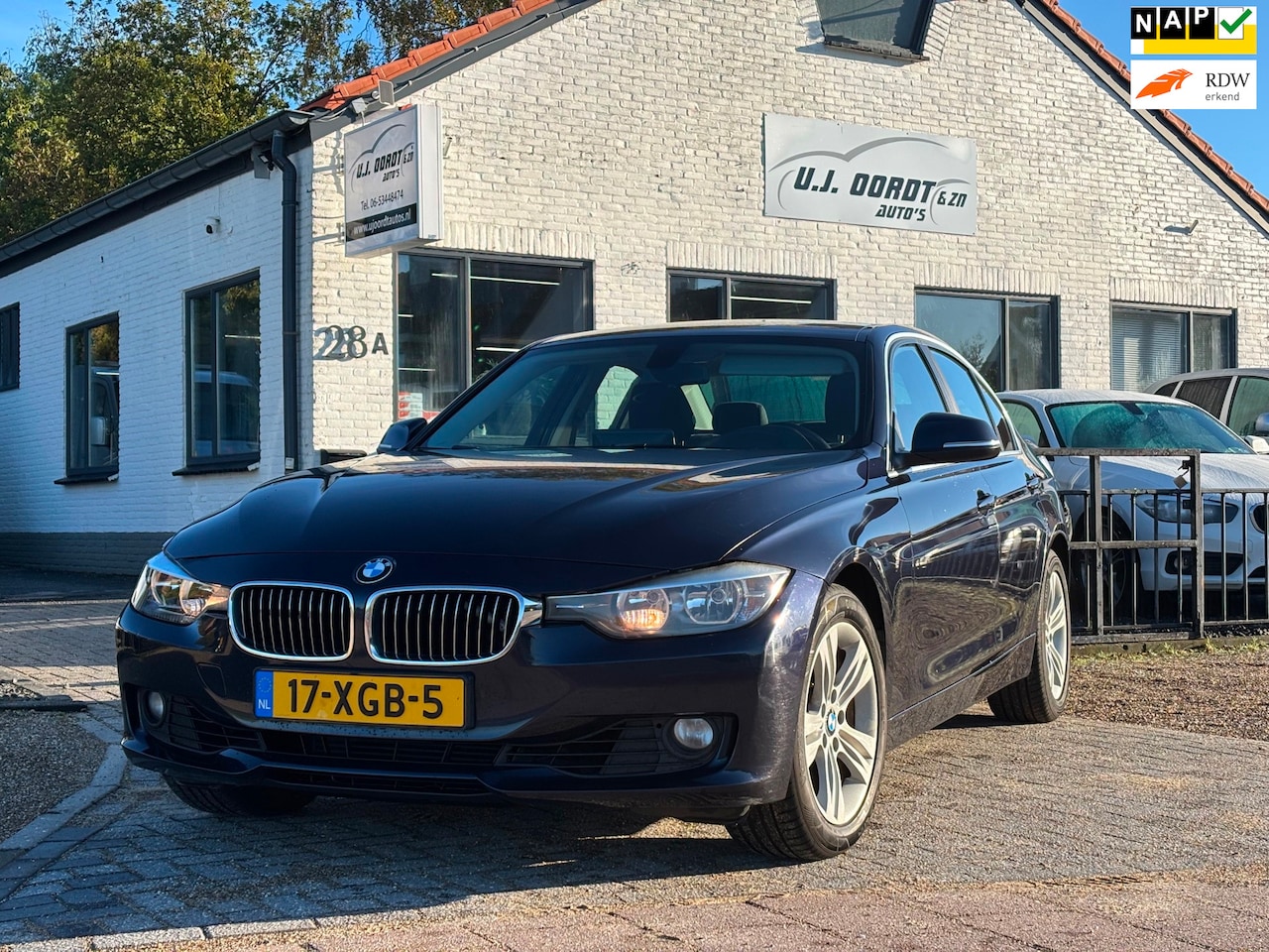 BMW 3-serie - 320i Executive zeer nette staat ! - AutoWereld.nl