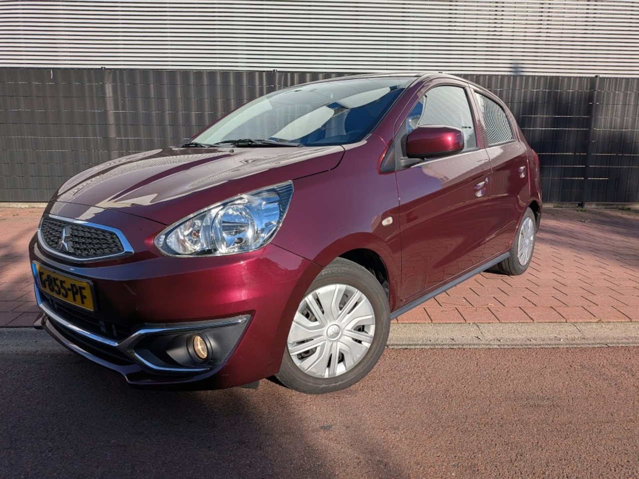 Mitsubishi Space Star - 1.0 Cool+ 25000 km ! - AutoWereld.nl