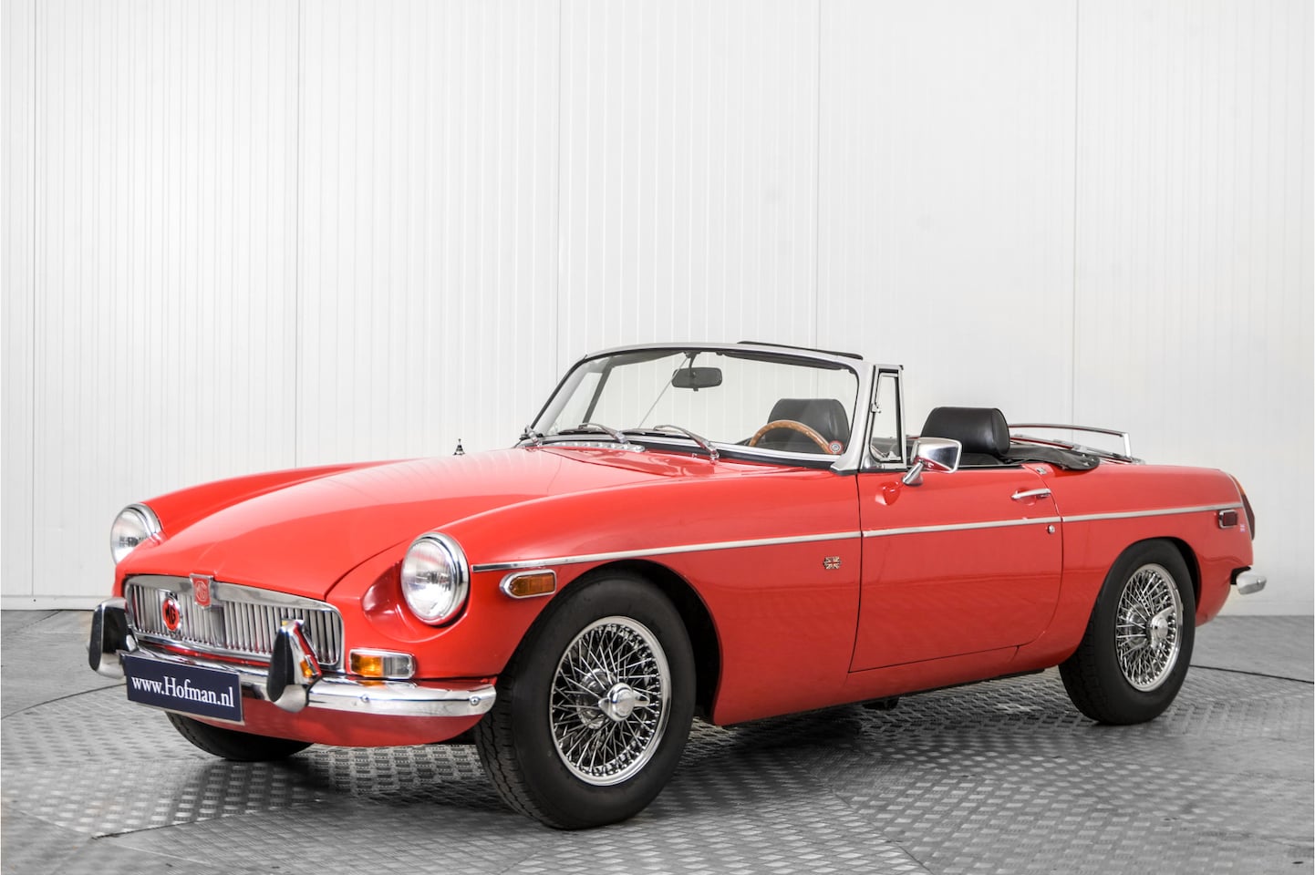 MG B type - Roadster overdrive, spaakwielen - AutoWereld.nl