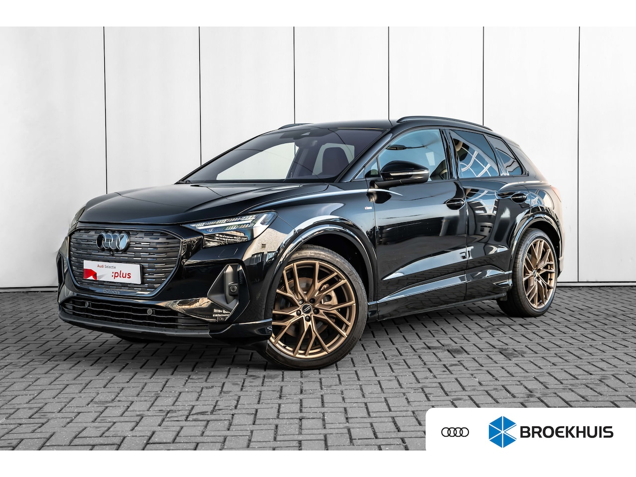 Audi Q4 e-tron - 45 S Edition 82 kWh 285 PK | Achteruitrijcamera | Head-up | Elektrische stoelen | Privacy - AutoWereld.nl