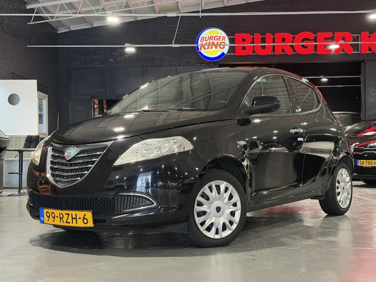 Lancia Y(psilon) - Ypsilon 0.9 TwinAir Silver Airco Trekhaak - AutoWereld.nl