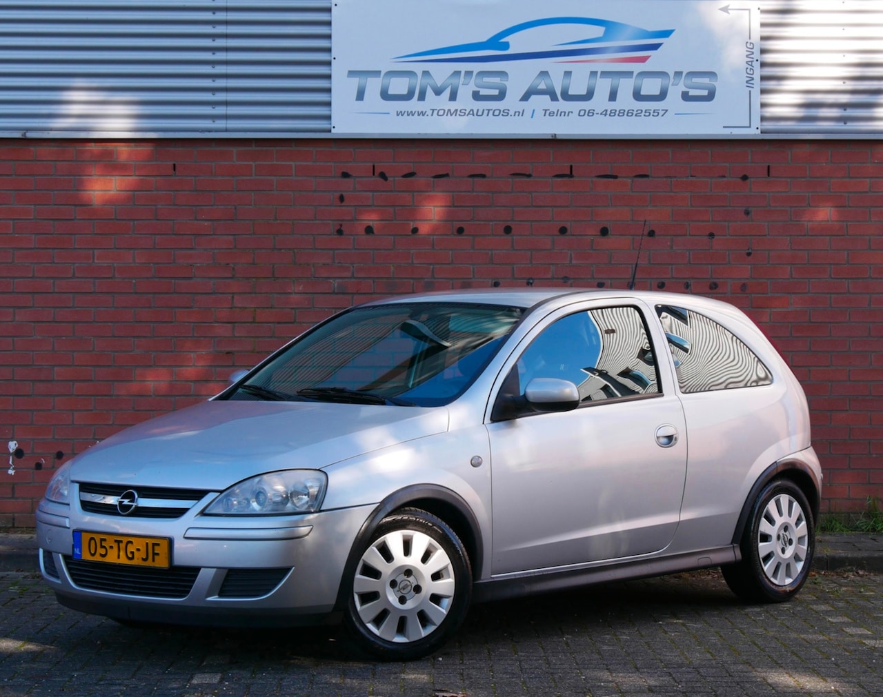 Opel Corsa - 1.2-16V Silverline airco. nieuwe apk. stuurbekrachteging. - AutoWereld.nl