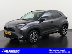 Toyota Yaris Cross - 1.5 Hybrid Dynamic | Trekhaak | Winter pakket | All season | Zondag open