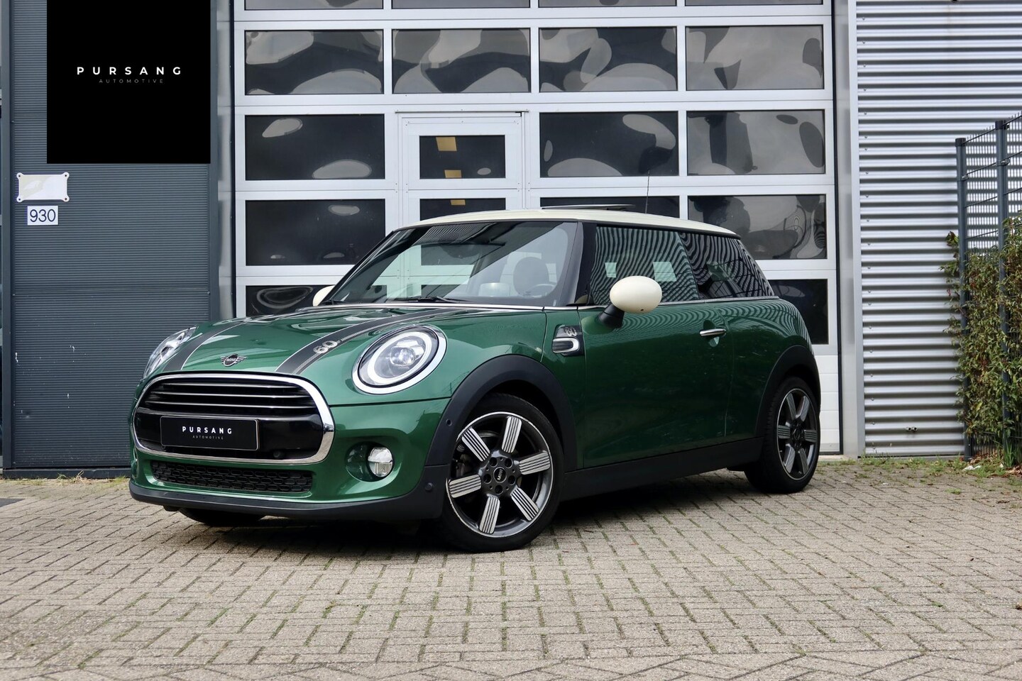 MINI Cooper - 60 Years Edition | Panorama | Head-Up | Harman Kar - AutoWereld.nl