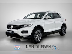 Volkswagen T-Roc - 1.5 TSI Sport Apple CarPlay, dodehoek, adaptieve cruise