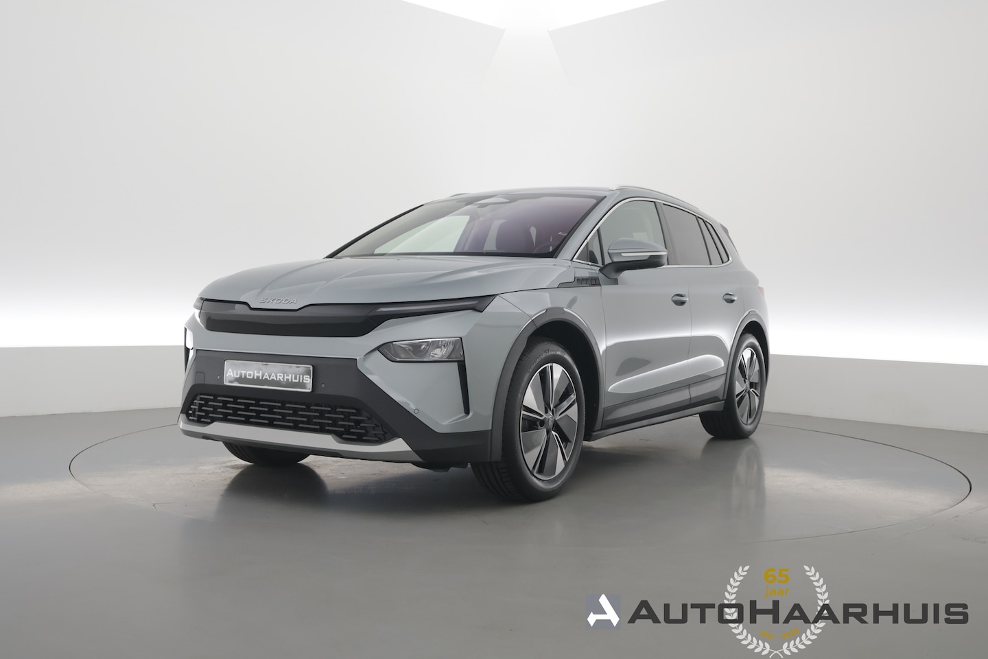 Skoda Elroq - 60 Business Edition | Snel leverbaar! | Winter Pack | Elek. Trekhaak | Adapt. Cruise | Cam - AutoWereld.nl