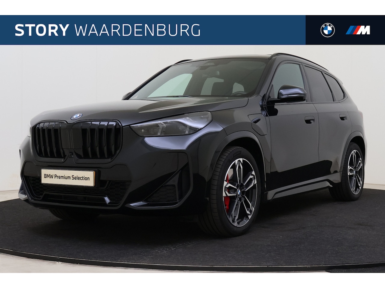 BMW X1 - xDrive25e M Sport Automaat / Trekhaak / Panoramadak / Sportstoelen / Comfort Access / Head - AutoWereld.nl