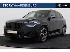 BMW X1 - xDrive25e M Sport Automaat / Trekhaak / Panoramadak / Sportstoelen / Comfort Access / Head