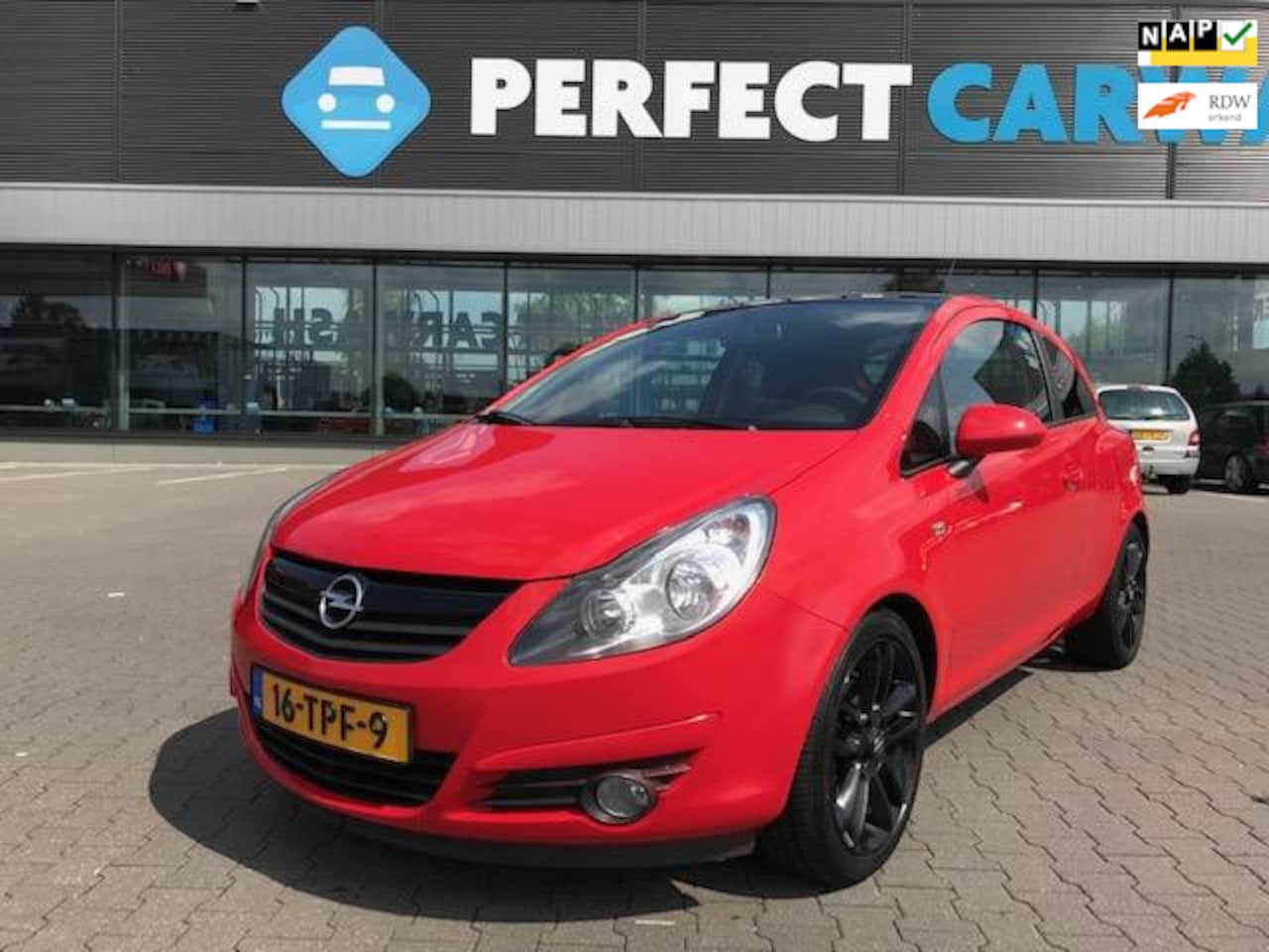 Opel Corsa - 1.2-16V Sport Color Edition Airco 17 inch - AutoWereld.nl