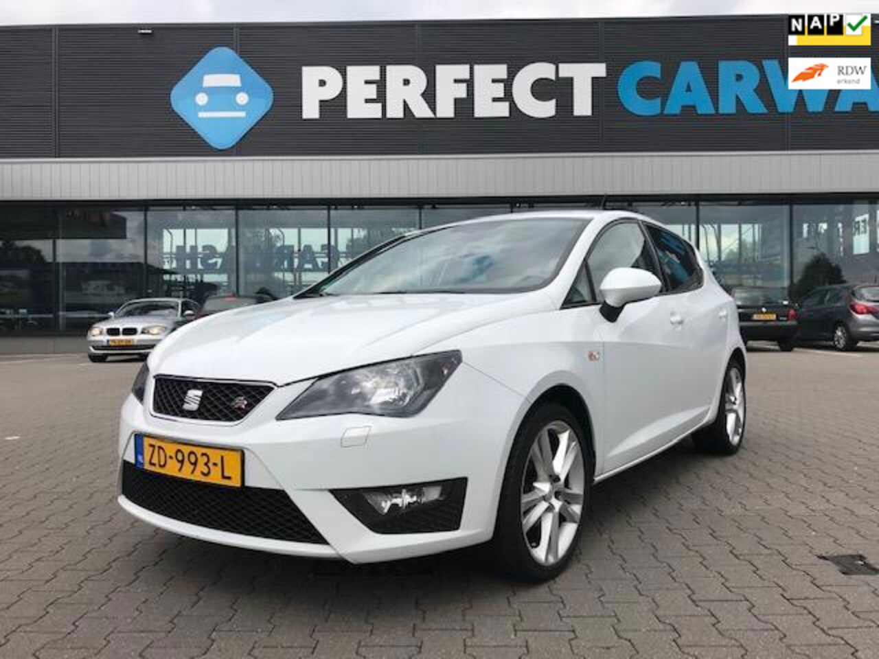 SEAT Ibiza - 1.2 TSI FR Climate-control-stoelverwarming-17`` velgen - AutoWereld.nl