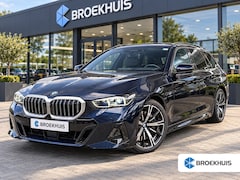BMW 5-serie Touring - 530e M Sport Edition | Harman/Kardon | Panoramadak | Memoryzetels | LED | Sfeerverlichting
