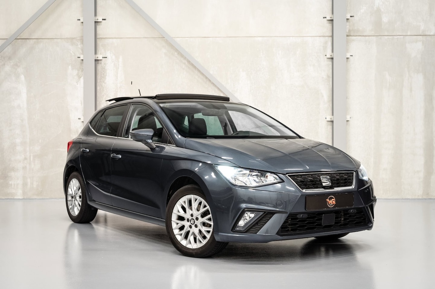 SEAT Ibiza - 1.0 TSI Style Business Intense | Pano | Carplay | Camera | PDC | DAB | Climate - AutoWereld.nl