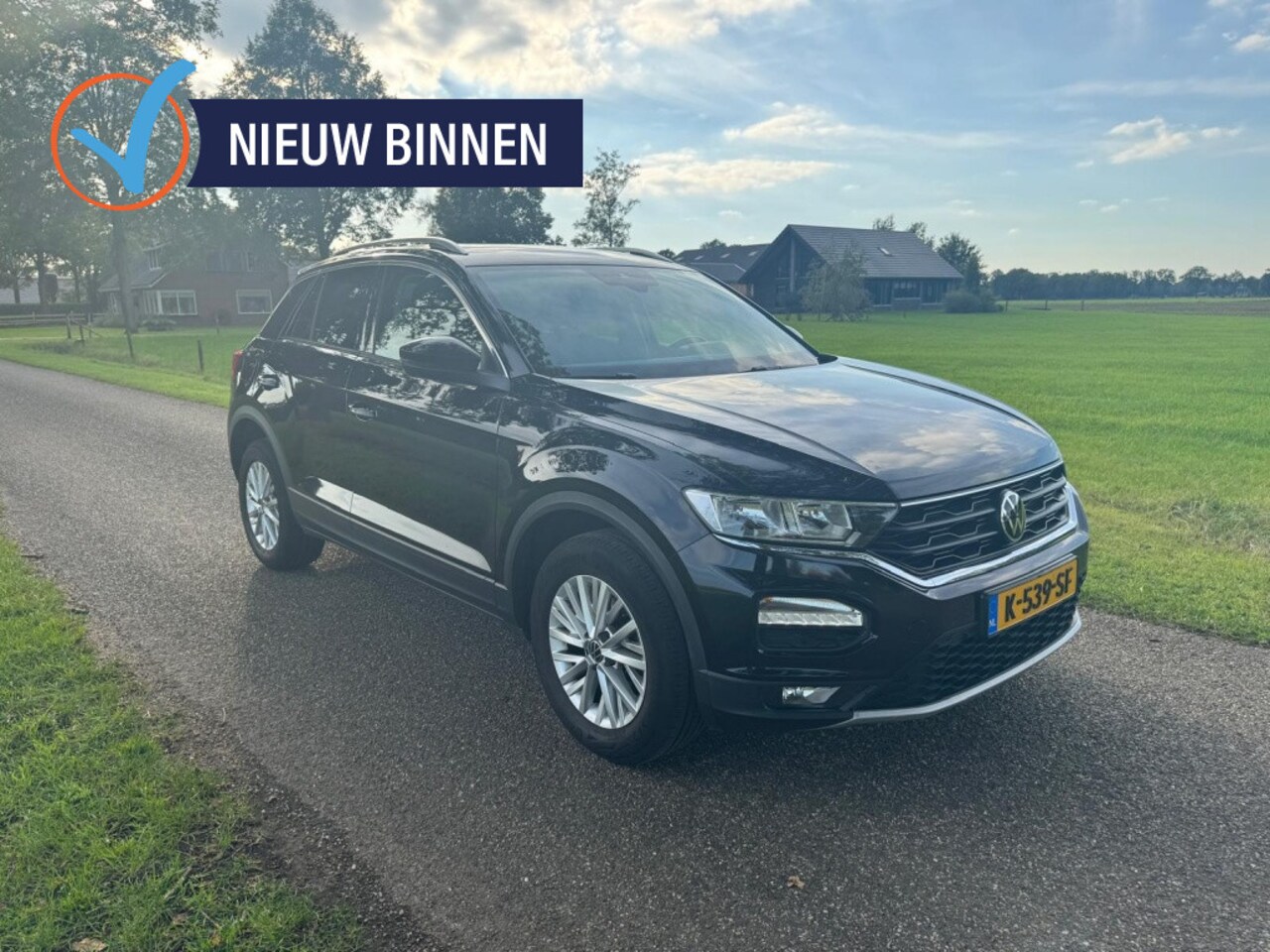 Volkswagen T-Roc - 1.0 TSI Style | Camera | Adaptive Cruise Control | Apple CarPlay | Navigatie | - AutoWereld.nl