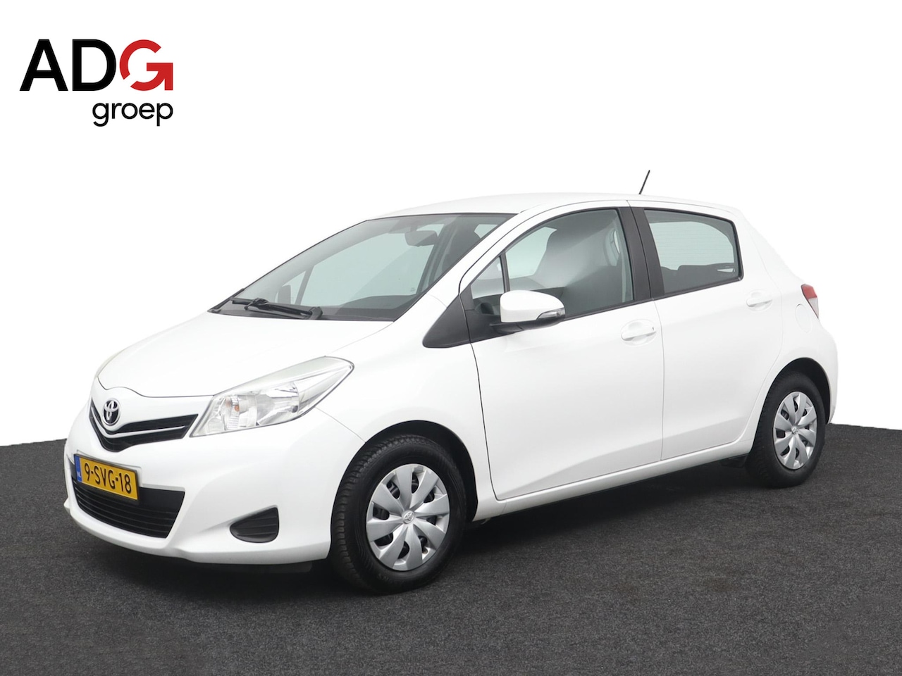 Toyota Yaris - 1.0 VVT-i Now | Airco | Radio-cd speler | Trekhaak | - AutoWereld.nl