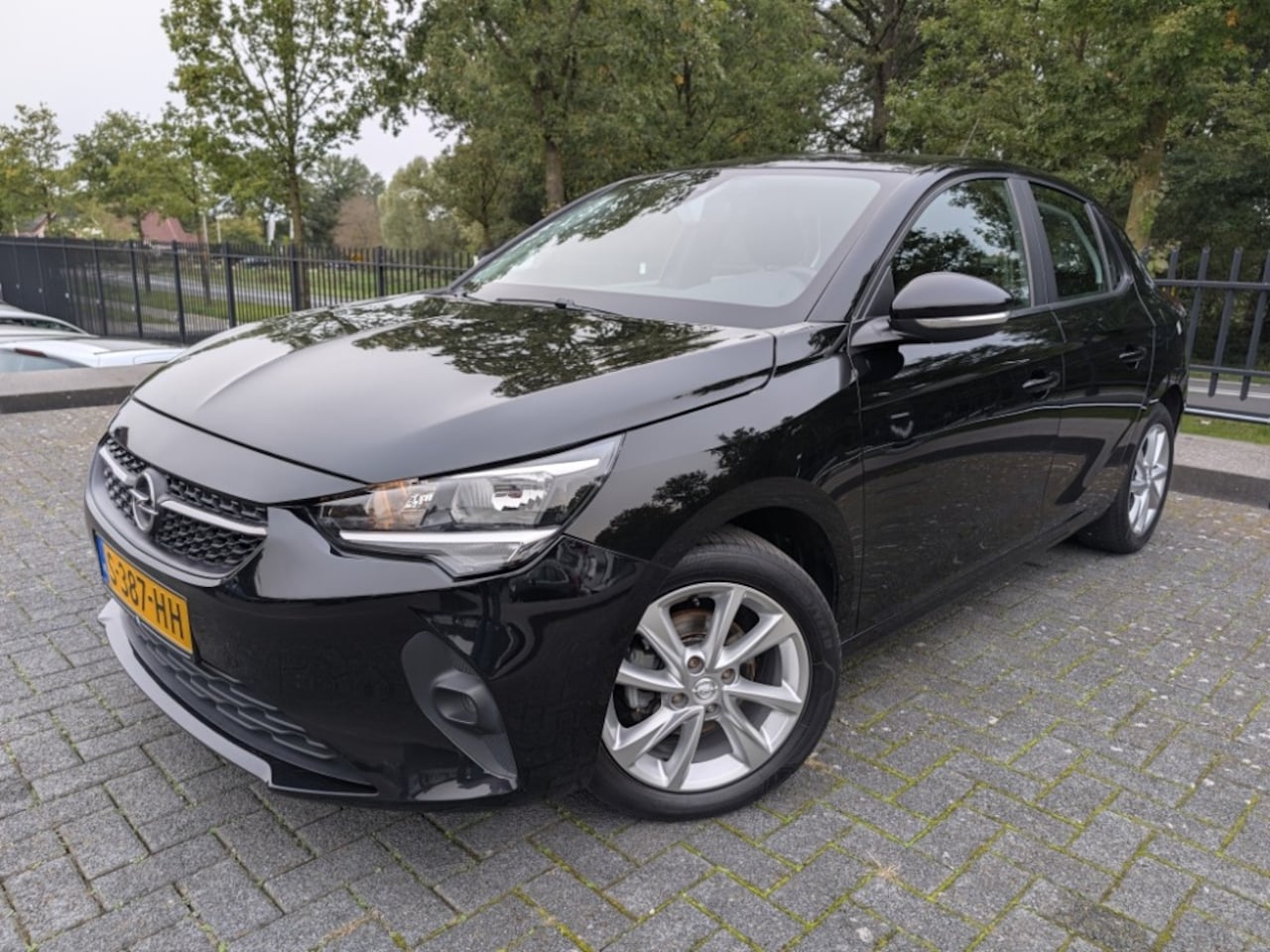 Opel Corsa - 1.2 Edition 75PK | Stuur- stoelverw. | PDC | LED | Airco - AutoWereld.nl