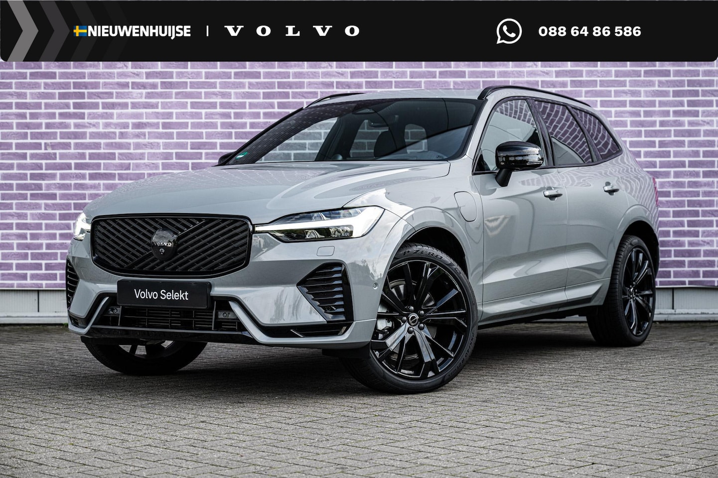 Volvo XC60 - T8 Plug-in hybrid AWD Ultra Black Edition | Adaptieve Cruise Control | Panoramadak | Bower - AutoWereld.nl