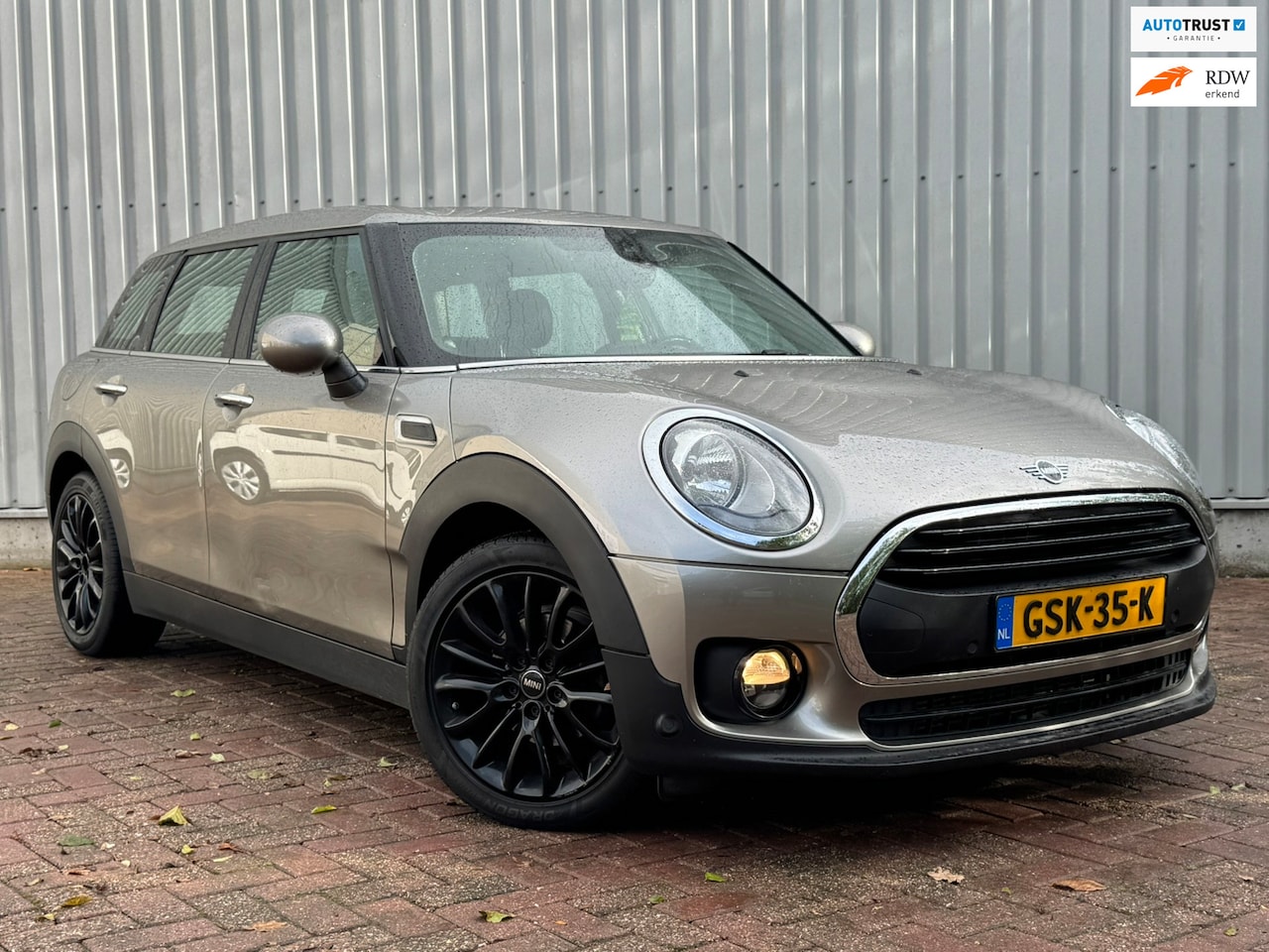 MINI Clubman - 1.5 One Automaat Keyless Stoelverwarming - AutoWereld.nl