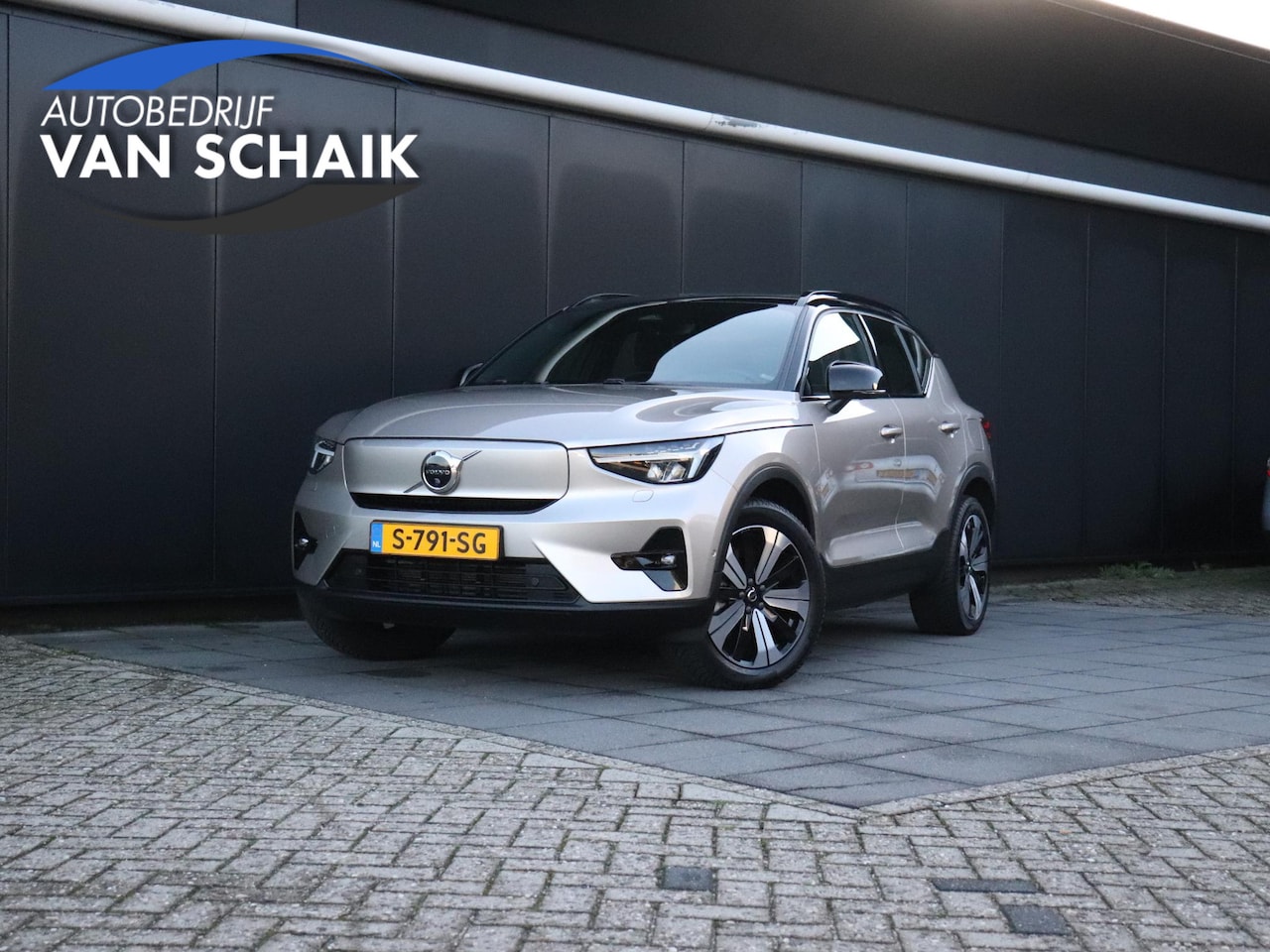 Volvo XC40 - Recharge Twin Ultimate 78 kWh | MEMORY | H&K | 360° CAMERA | LEDER  |  PANO-DAK  | ADAPT. - AutoWereld.nl