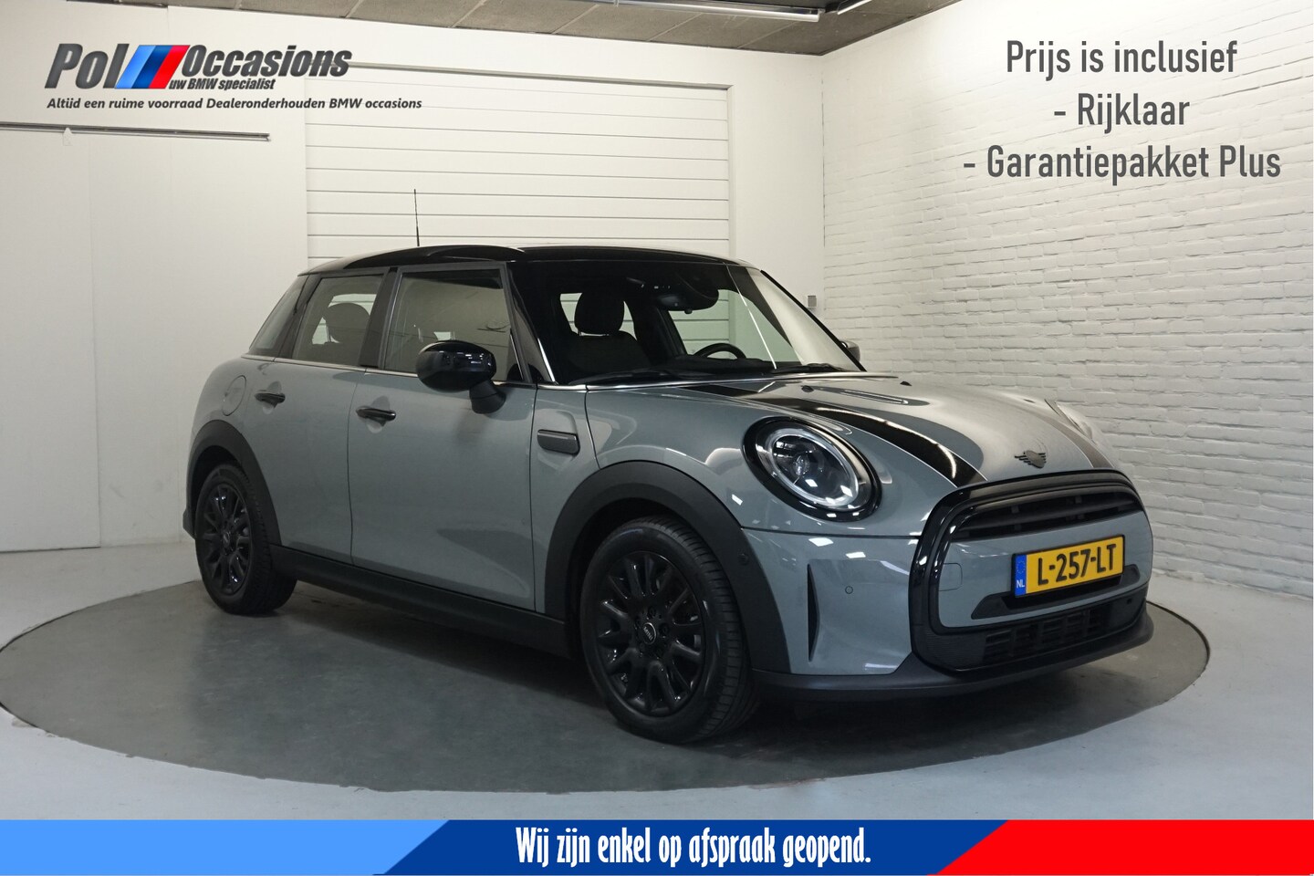 MINI 5-Deurs - 1.5 Cooper Carplay | Harman Kardon | Panoramadak | Union Jack | - AutoWereld.nl