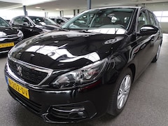 Peugeot 308 SW - 1.2 PureTech Blue Active / Navi, Carplay, Cruise, PDC, Etc