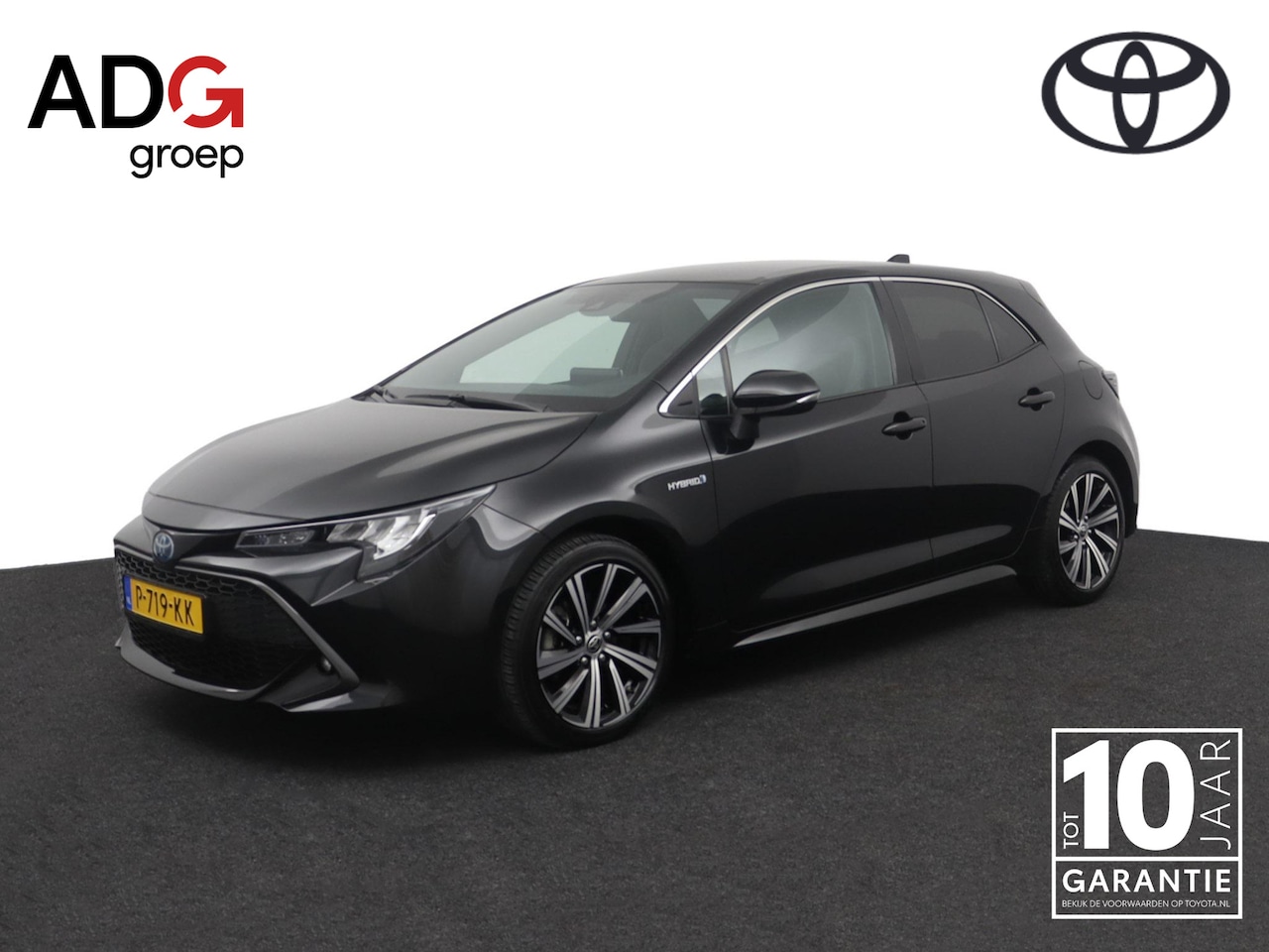 Toyota Corolla - 1.8 Hybrid Dynamic | Stoelverwarming | Keyless | Leder-stof bekleding | Trekhaak | - AutoWereld.nl