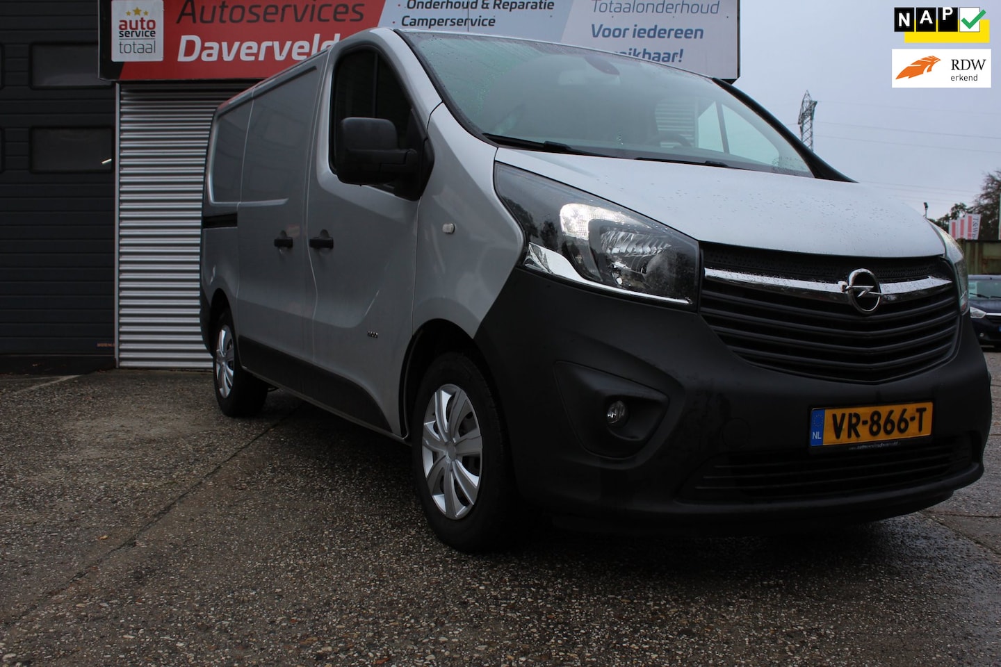 Opel Vivaro - 1.6 CDTI L1H1 DC Edition EcoFlex netjes, 3 persoons, nieuwe apk, airco, camera, trekhaak, - AutoWereld.nl