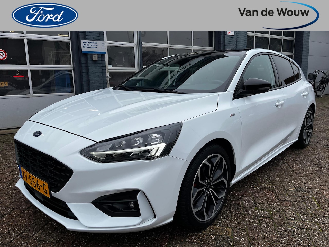 Ford Focus - 1.0 EcoBoost ST Line 5-drs | RIJKLAAR | - AutoWereld.nl