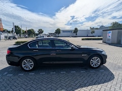 BMW 5-serie - 520i Navi | Automaat | Distributieketting vervangen | APK 03-2027