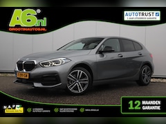 BMW 1-serie - 118i Automaat LMV Sportstoelen Half Leder Virtual Cockpit Navigatie Draadloos Carplay Sfee