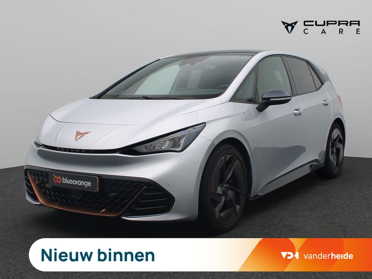 CUPRA Born - Copper Edition One 62 kWh 204PK Aut. Panoramadak, 360gr camera, Keyless, Side Assist, Navi - AutoWereld.nl