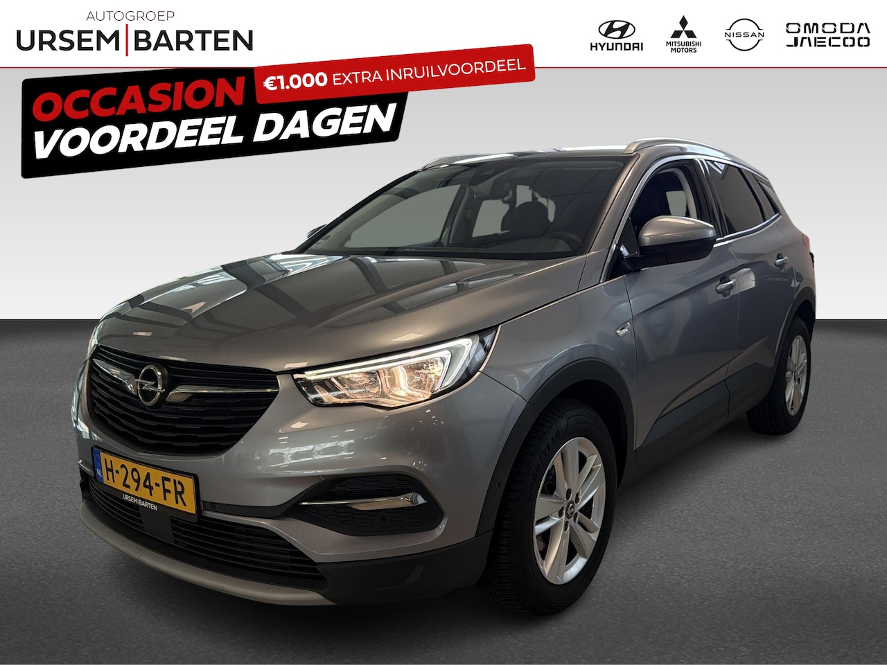 Opel Grandland X - 1.2 Turbo Business Executive Incl. Automatische achterklep | Stuurverwarming | Navigatie - AutoWereld.nl