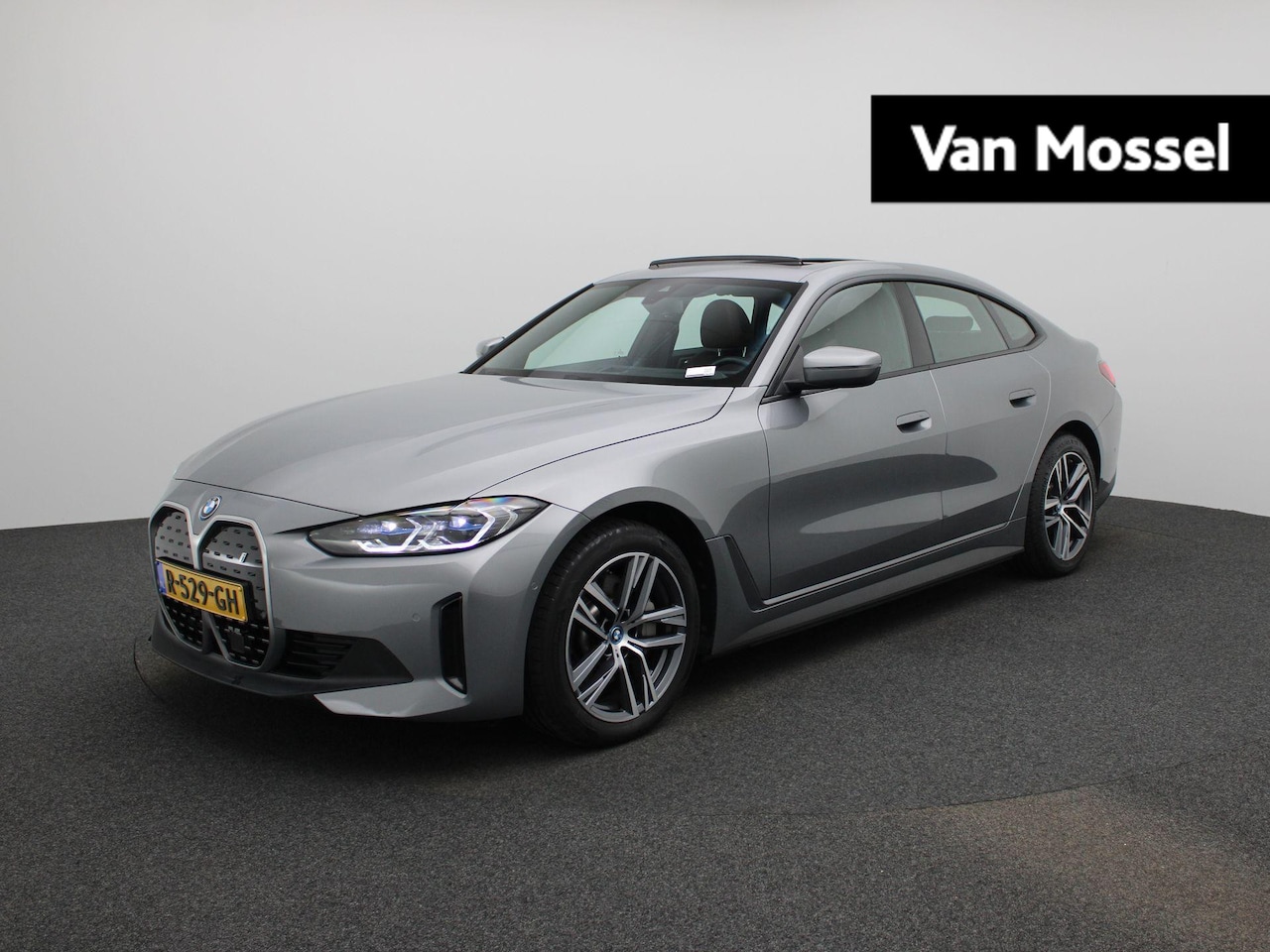 BMW i4 - eDrive40 High Executive 84 kWh | Navigatie | Elek schuifdak | Camera | Leder | Elek stoelv - AutoWereld.nl