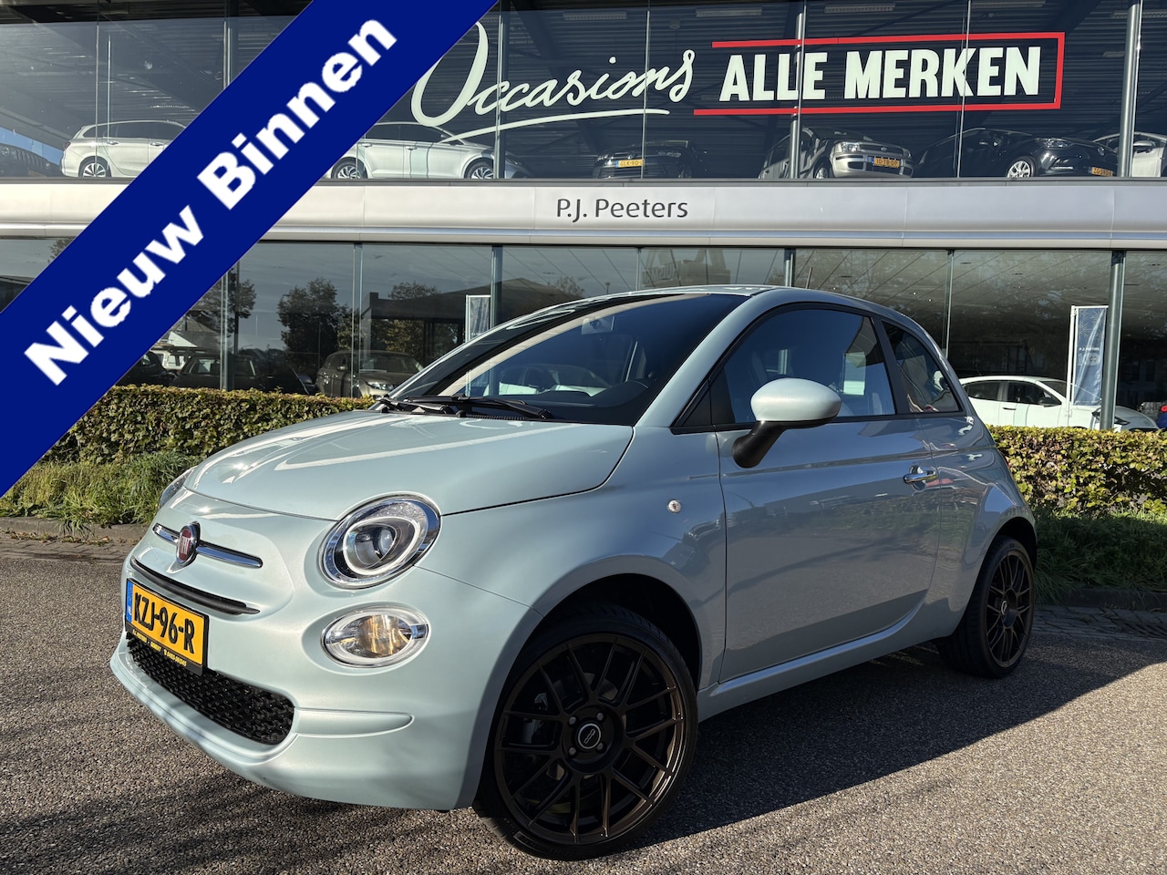 Fiat 500 - 1.0 Hybrid Dolce vita verde rugiada 196 Airco - Apple carplay - Navigatie - Licht metalen - AutoWereld.nl