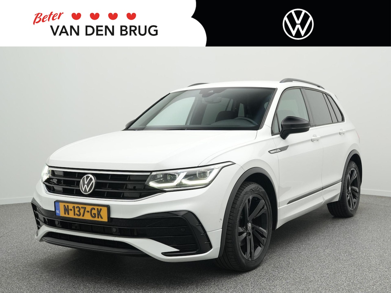 Volkswagen Tiguan - 1.5 TSI 150PK R-Line Business | Adaptieve Cruise Control | Achteruitrijcamera | Trekhaak - AutoWereld.nl