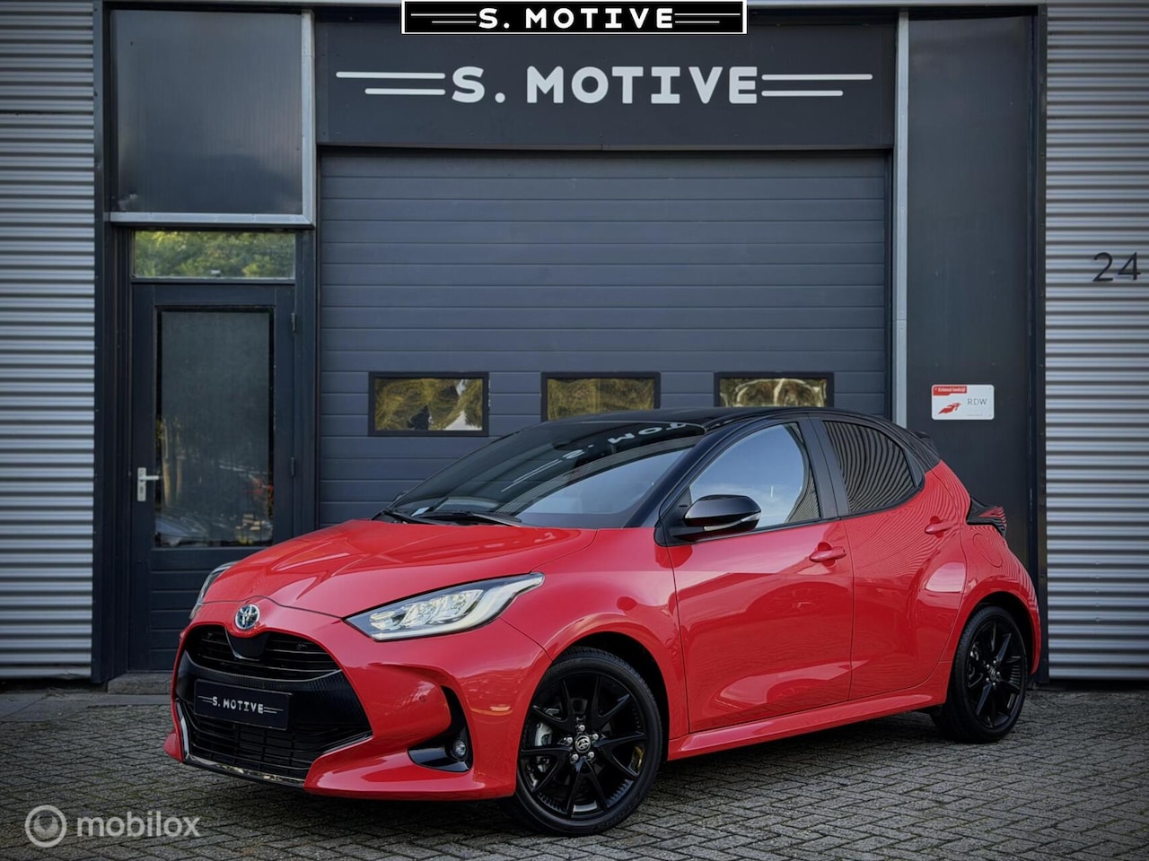 Toyota Yaris - 1.5 Hybrid Launch Edition Nieuw 19km! Camera, Stoelverwarming, Garantie tot 2029! Btw Auto - AutoWereld.nl