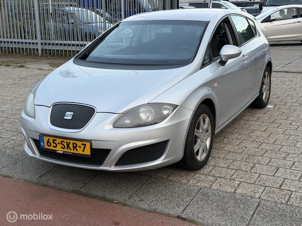 SEAT Leon - 1.6 TDI - AutoWereld.nl