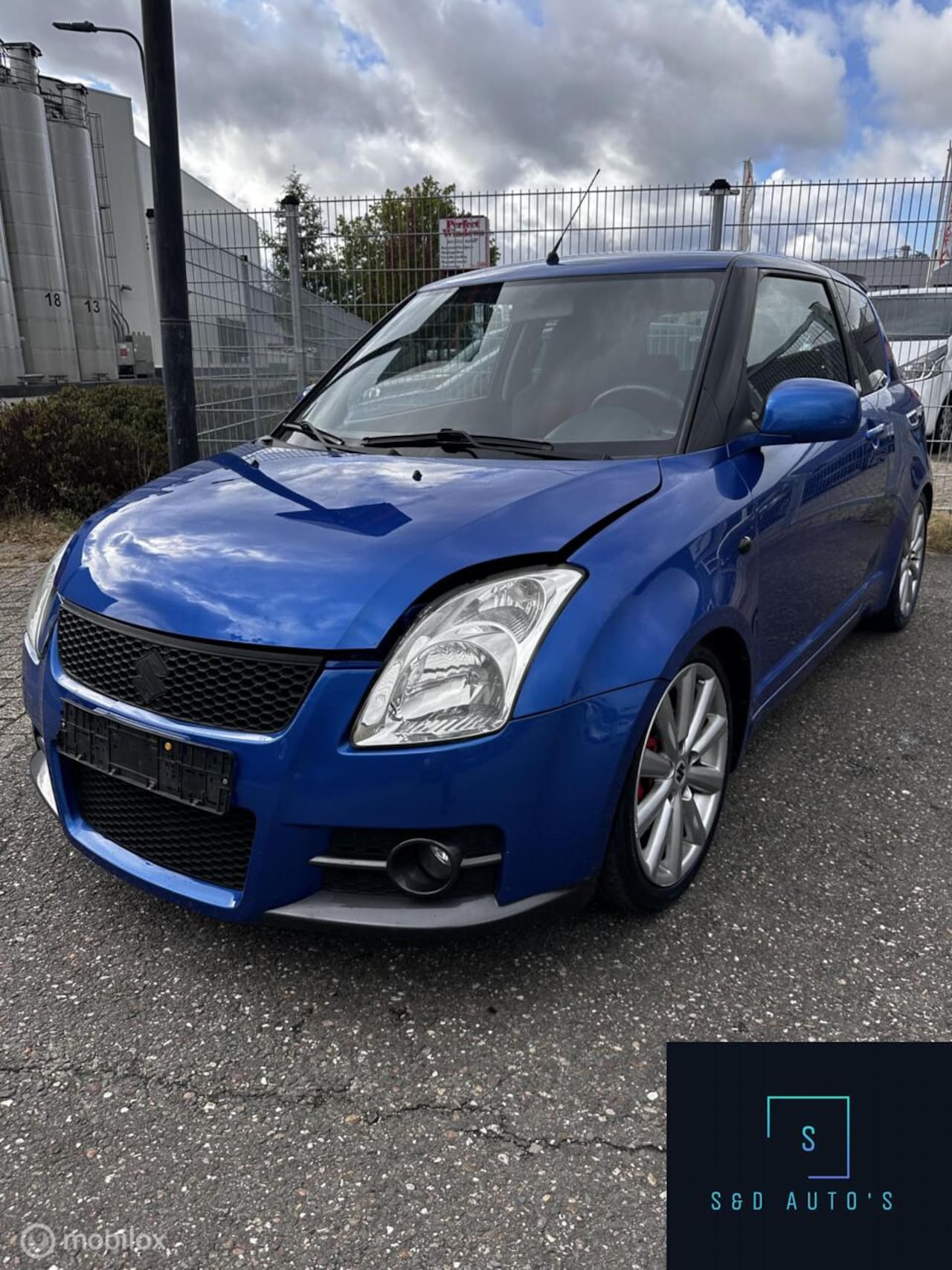 Suzuki Swift - 1.6 Sport / rijdbare lichte schade - AutoWereld.nl