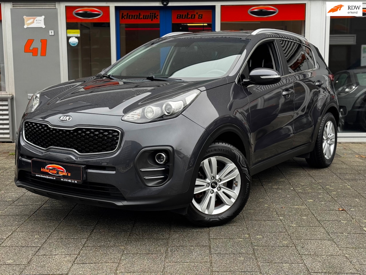 Kia Sportage - 1.6 GDI Design Edition CarPlay Camera Navi Cruise Dealer Onderhouden - AutoWereld.nl